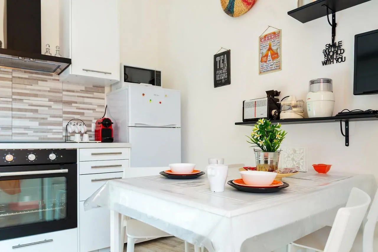 Apartment Flatty Apartments- Alserio Milan