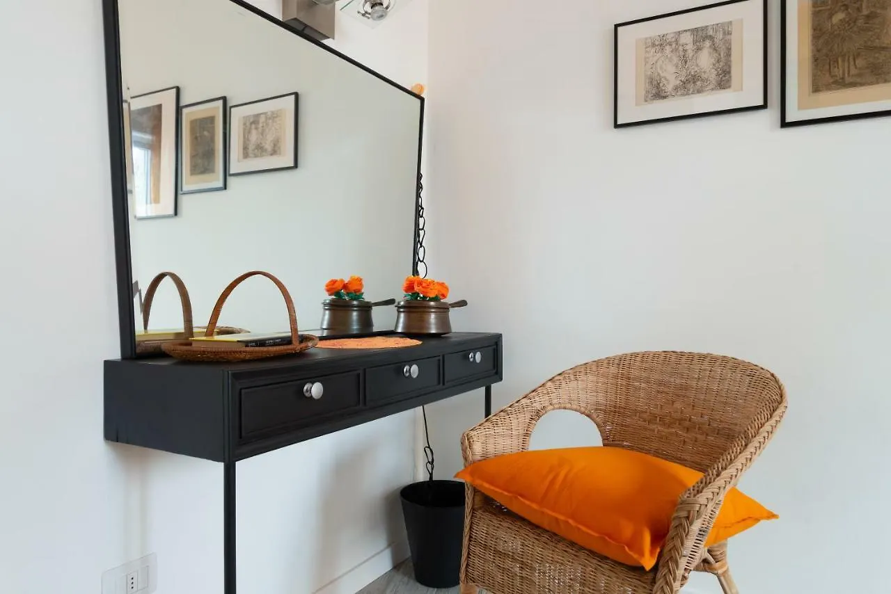 Apartment Flatty Apartments- Alserio Milan