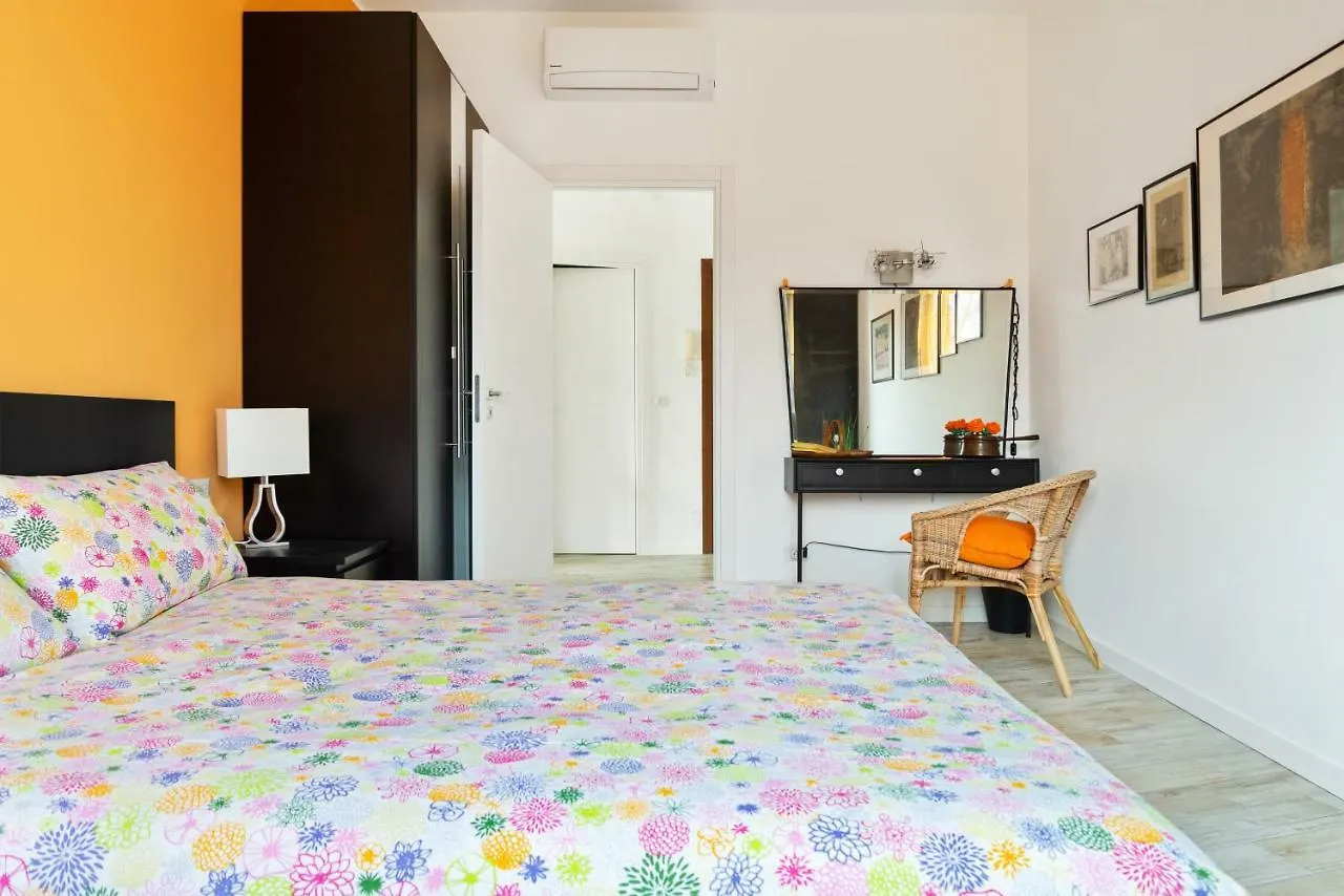 Apartment Flatty Apartments- Alserio Milan Italy